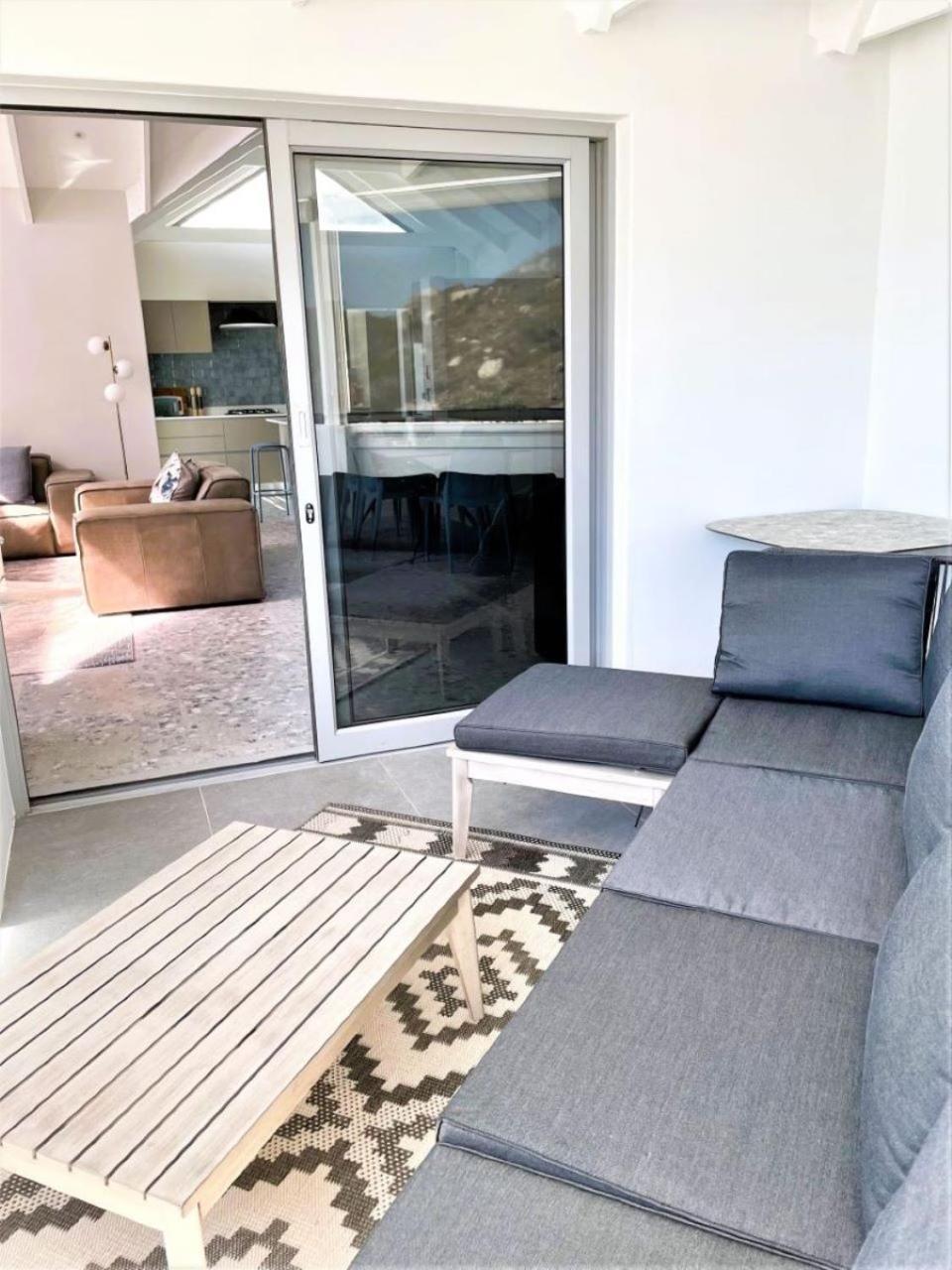 34 Whytes Way Luxury *